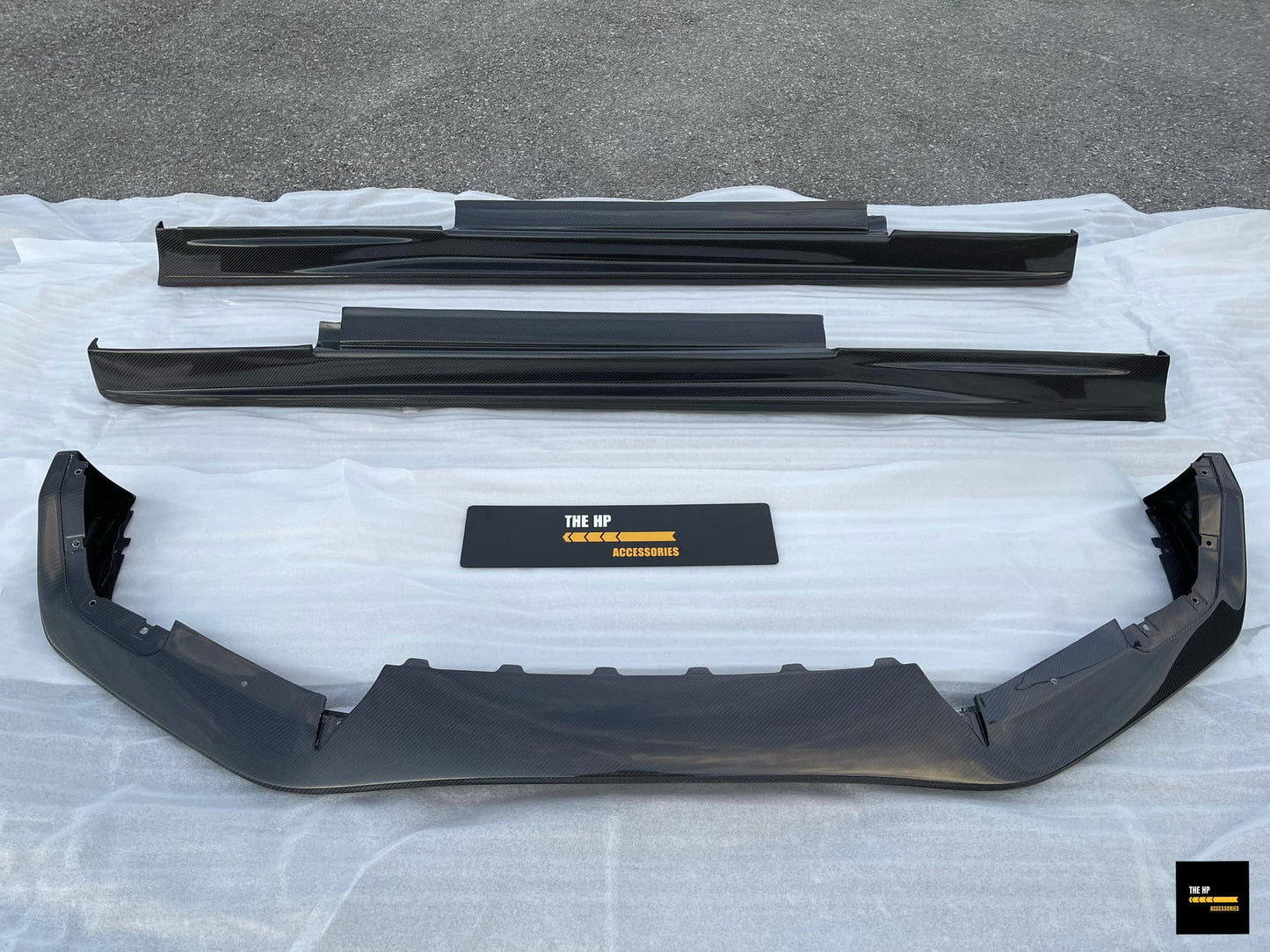 GTR 35 Nismo Carbon Front Lip & Nismo Carbon Side Skirt