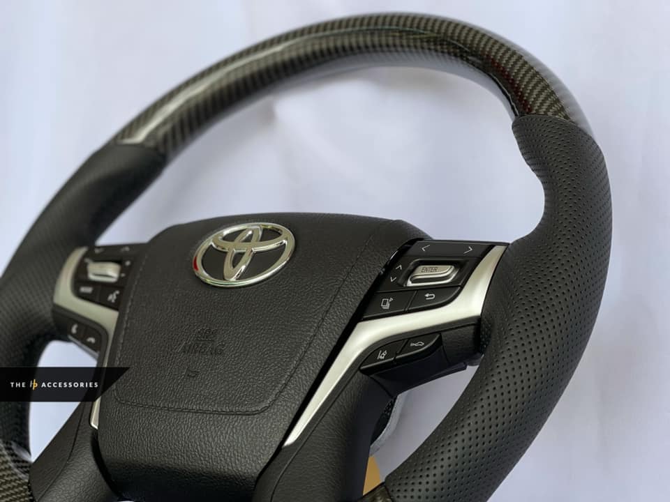 Toyota Land Cruiser Dry Carbon Steering Wheel