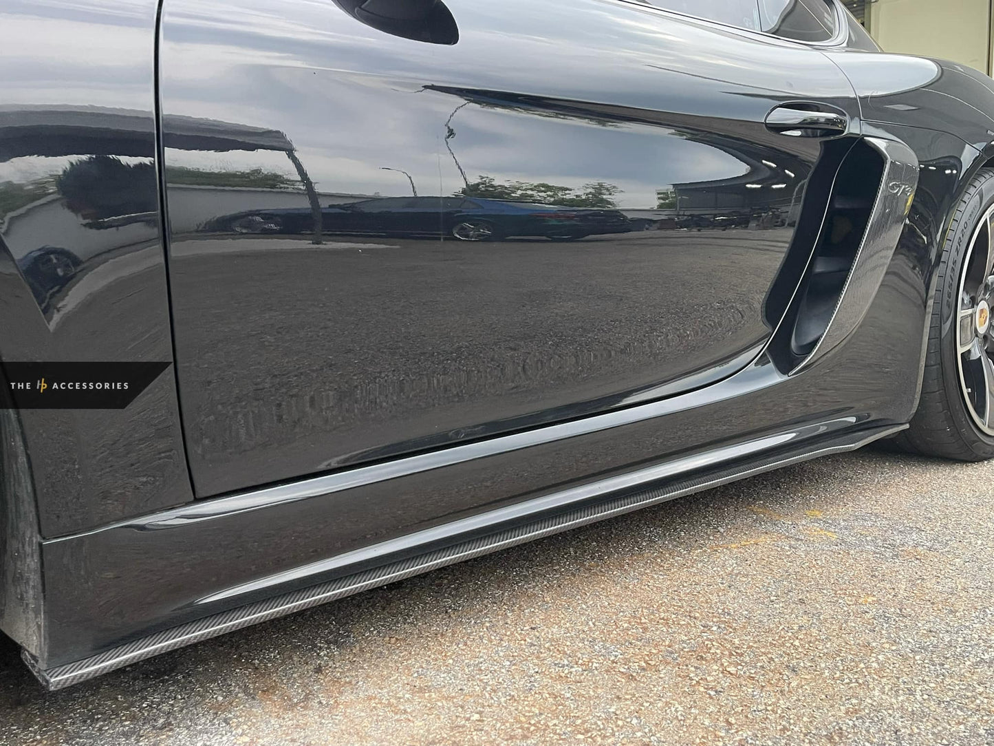 Porsche 718 Cayman to Cayman GT4 Conversion