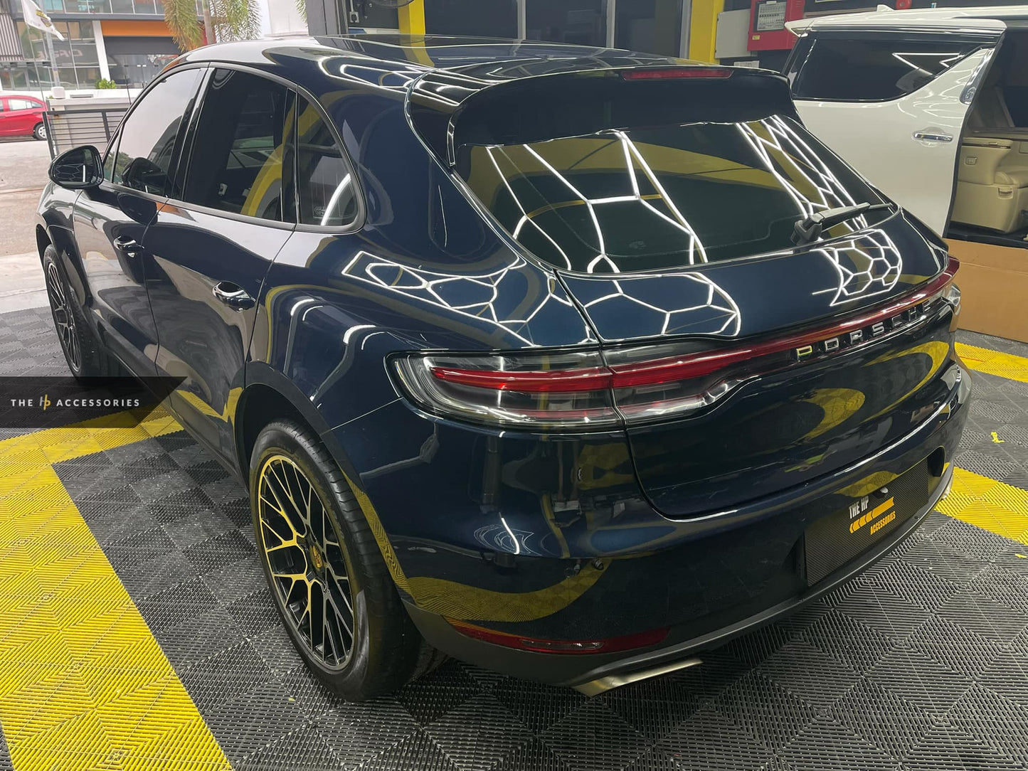 Porsche Macan Rear Facelift Conversion (Genuine)