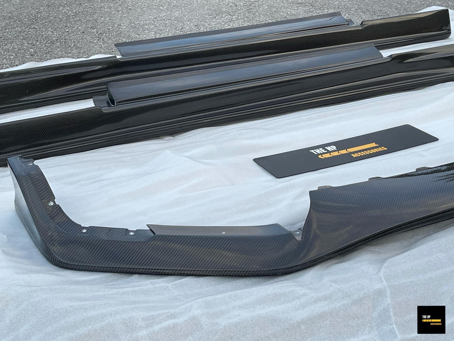 GTR 35 Nismo Carbon Front Lip & Nismo Carbon Side Skirt