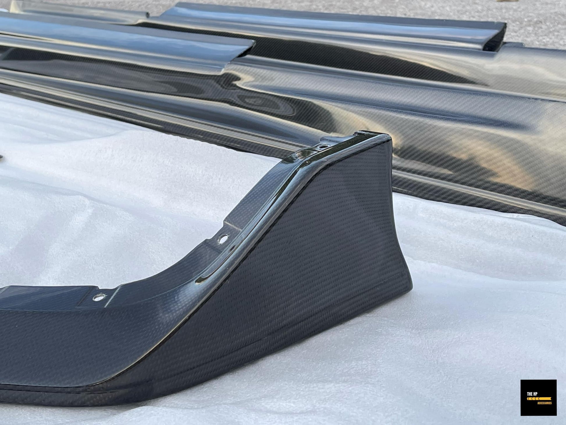 GTR 35 Nismo Carbon Front Lip & Nismo Carbon Side Skirt