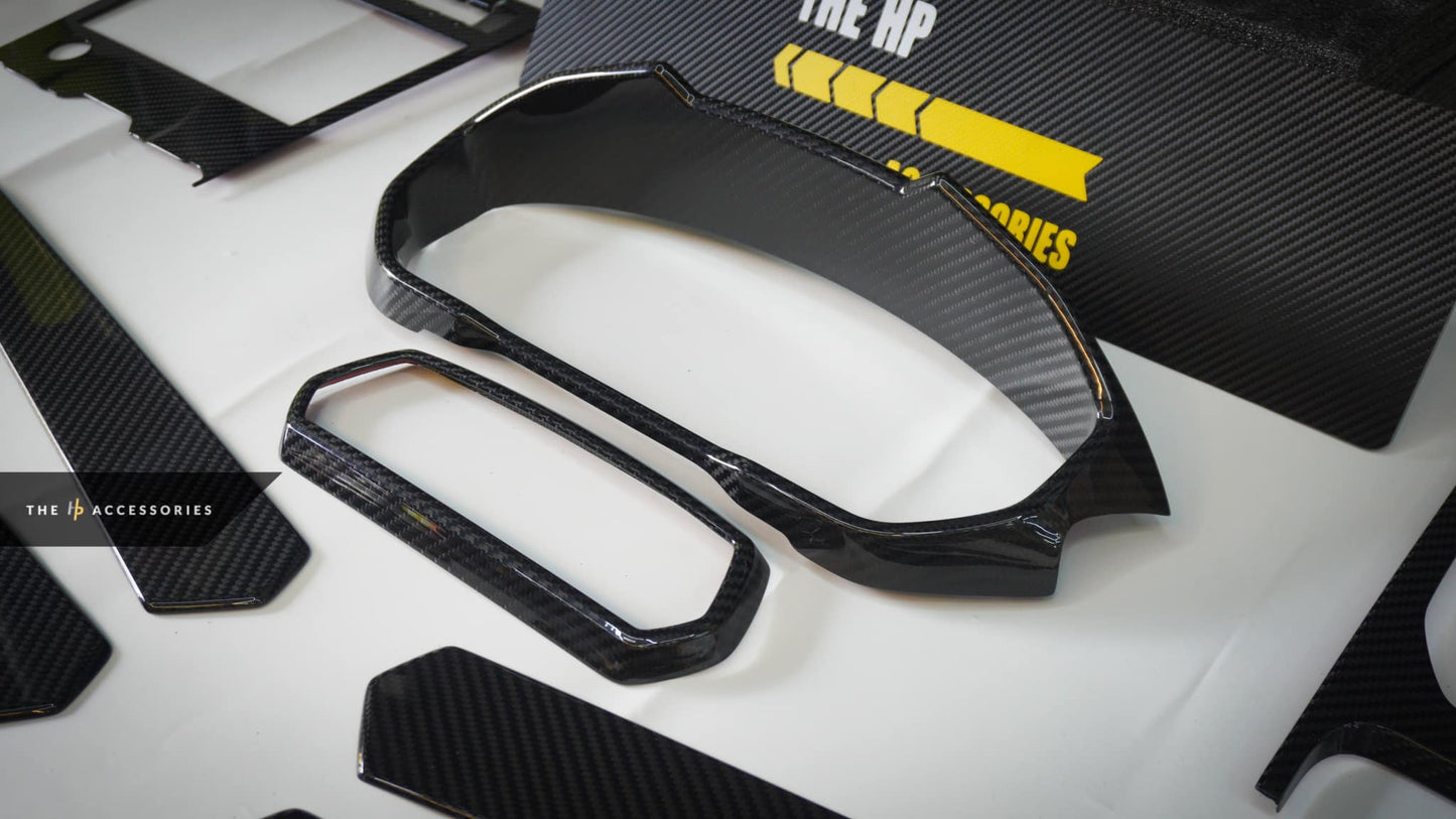 Lamborghini Urus Dry Carbon Interior & Carbon Steering Wheel