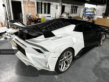 Lamborghini Huracan STO 1:1 Dry Carbon Conversion Kit