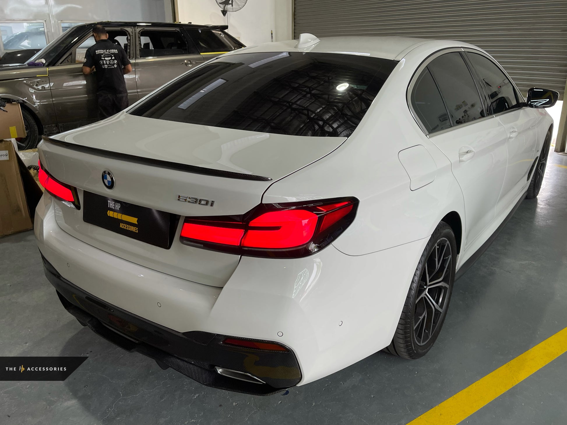 BMW 5 Series (G30) LCI Full M-Performance Carbon Add On Kit – The HP  Accessories